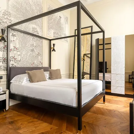Roma Luxus Hotel Buitenkant foto A room at the Hotel de Matignon